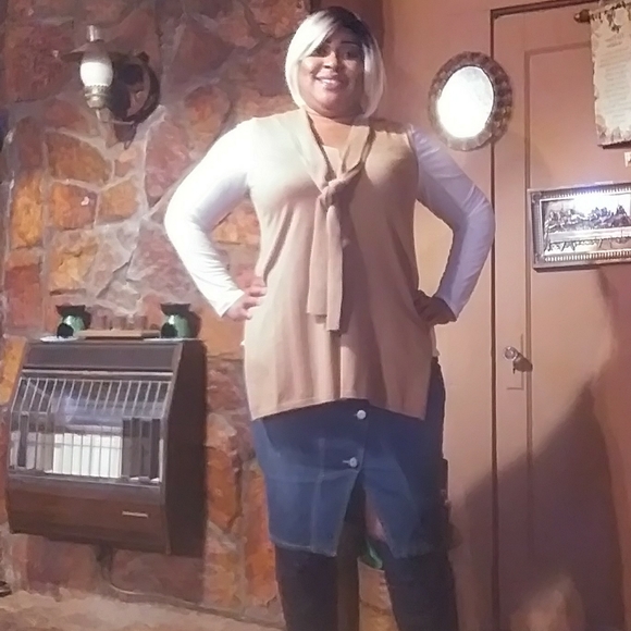 Meet your Posher, PaTonya - Picture 6 of 6